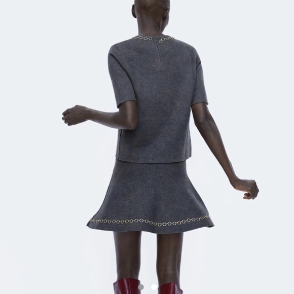 Zara Mini Grey Knit Swing Skirt - size medium - Picture 4 of 5